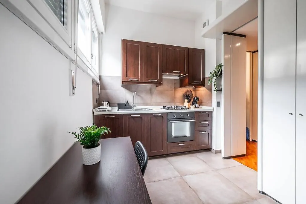 Carrobbio'S Nest - Elegant With Wifi And Netflix Apartment Milan