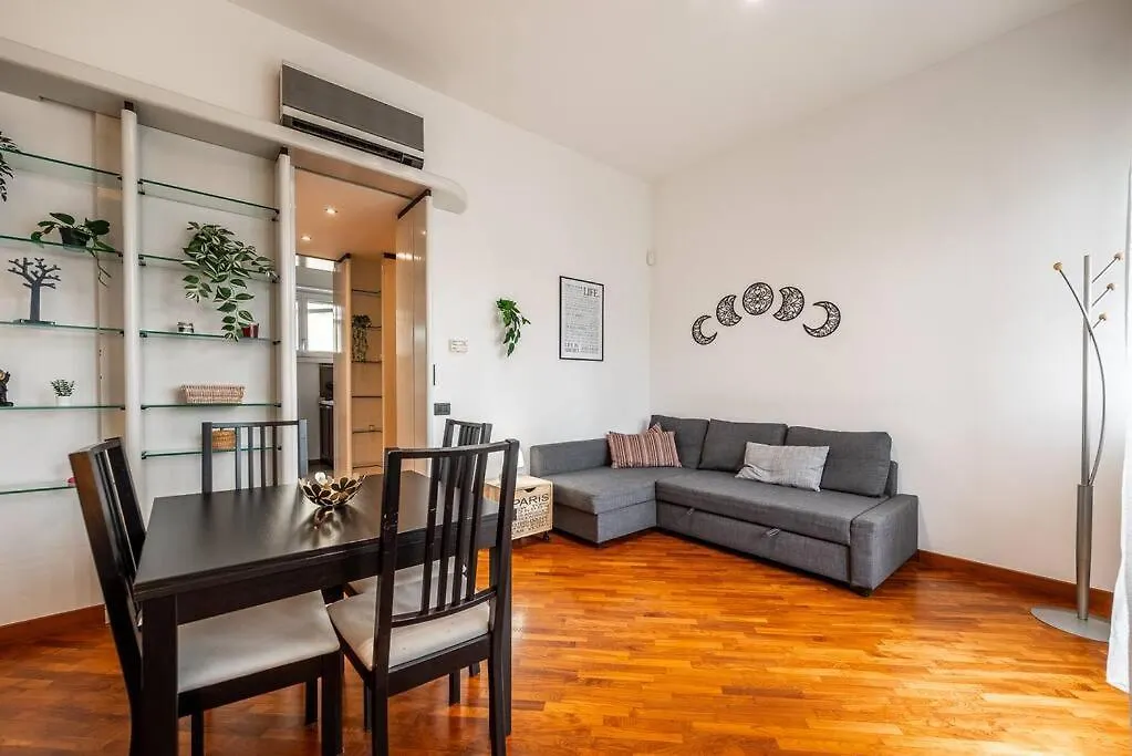 Carrobbio'S Nest - Elegant With Wifi And Netflix Apartment Milan